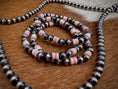 Load image into Gallery viewer, Pink Conch & Sterling Silver Bead Stretch Bracelet
