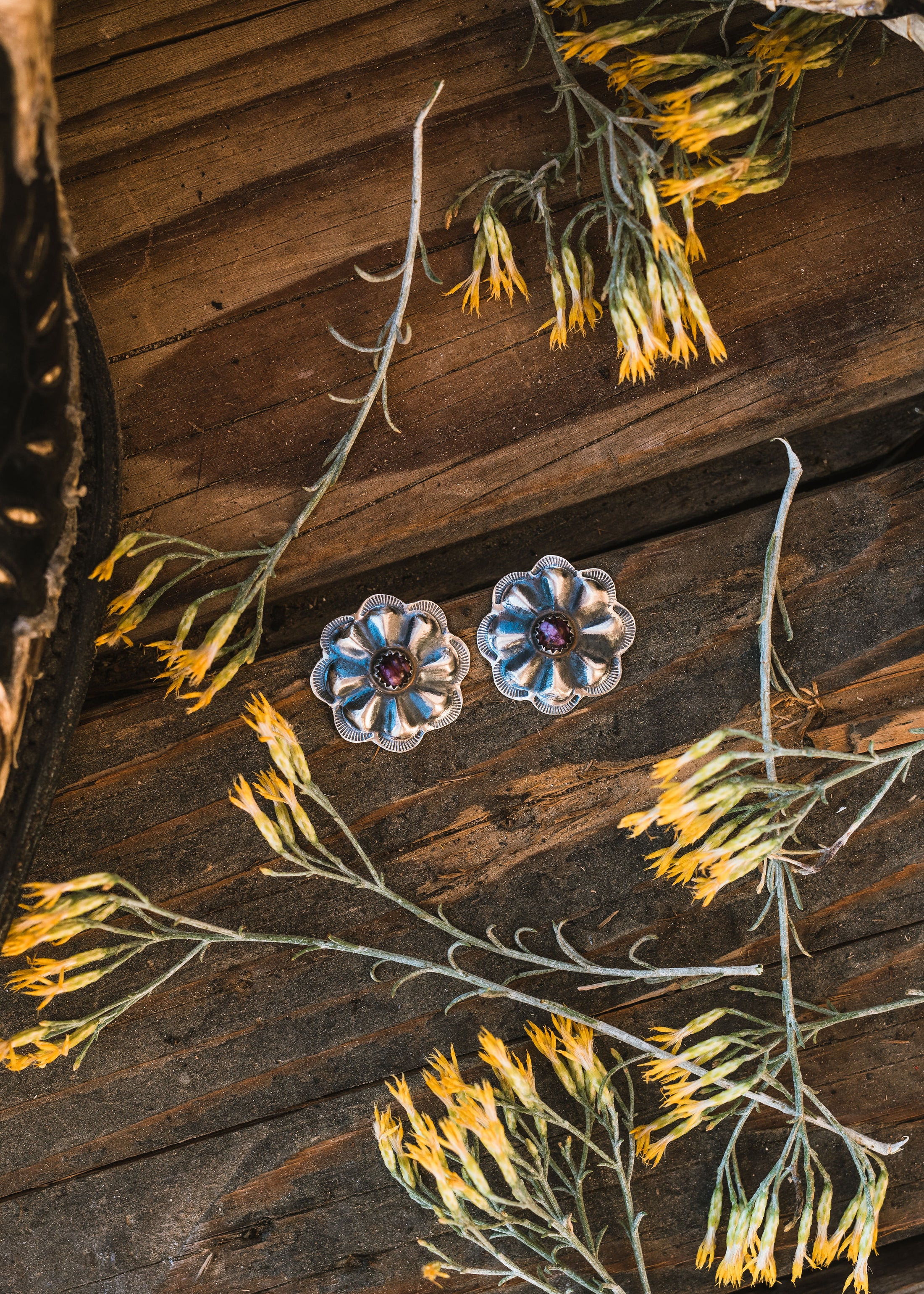 Sterling Sliver & Purple Spiny Oyster Stud Earrings