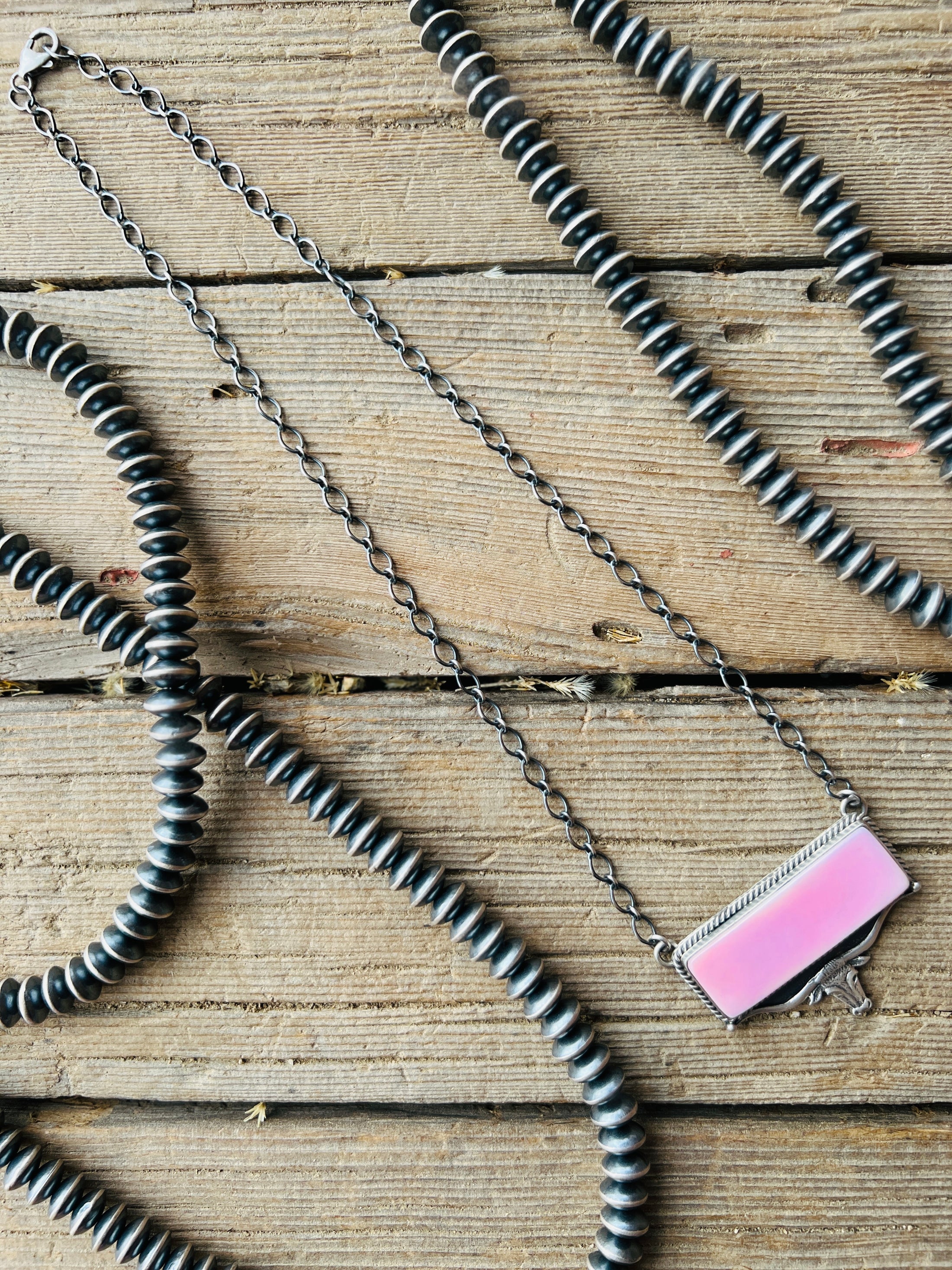 Sterling Silver Pink Conch Steer Head Bar Necklace