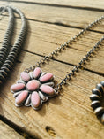 Load image into Gallery viewer, Sterling Silver Pink Conch Cluster Necklace
